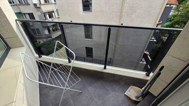 Închiriere - Apartament în Lazur,  Burgas