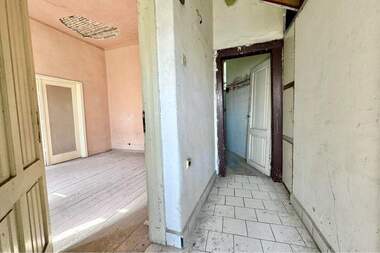 Продажба - Апартамент в Център,  Русе