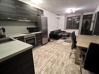 Miete - Wohnung in Izgrew,  Burgas