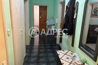 Vânzare - Apartament în Avtogara,  Varna