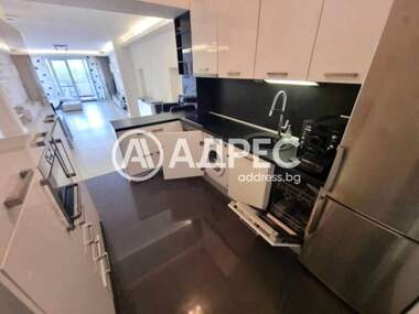 Închiriere - Apartament în Goțe Delceev,  Sofia