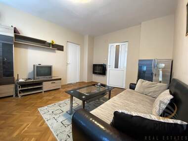 Miete - Wohnung in Lazur,  Burgas