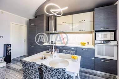 Продажа - Квартира в Зимно кино Тракия,  Варна