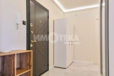 Продажба - Апартамент в Център,  Пловдив