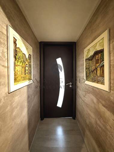 For sale - Apartment in Kiuchuk Parij,  Plovdiv