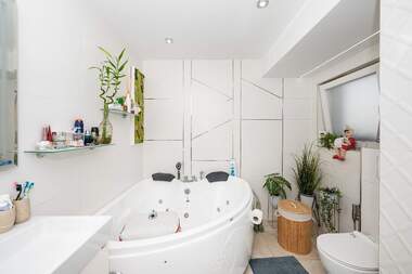 Vânzare - Apartament în Iujen,  Plovdiv