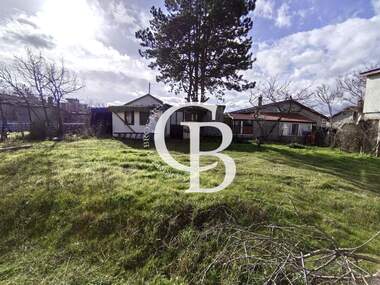 For sale - House in Zelenika,  Varna