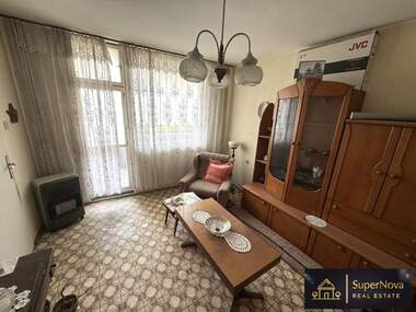 Vânzare - Apartament în Drujba 1,  Haskovo