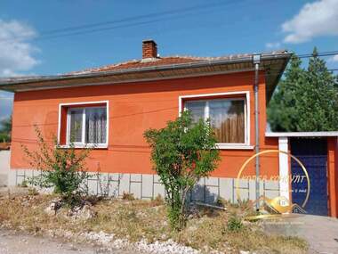 For sale - House in Gradina,  Plovdiv