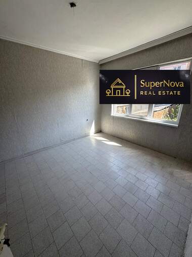 Vânzare - Apartament în Kamenni,  Haskovo