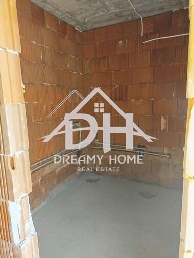 Satış - Apartman olarak Vazrojdenci,  Karcali