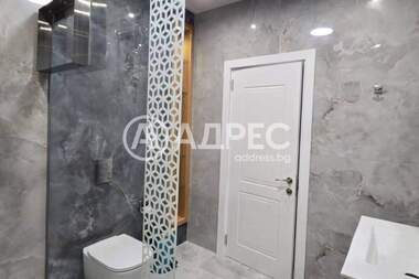 Ενοίκιο - Διαμέρισμα σε Център,  Варна