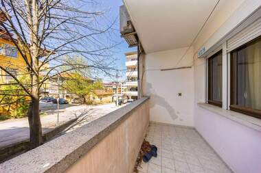 For sale - Apartment in 9-ti kvartal,  Pleven