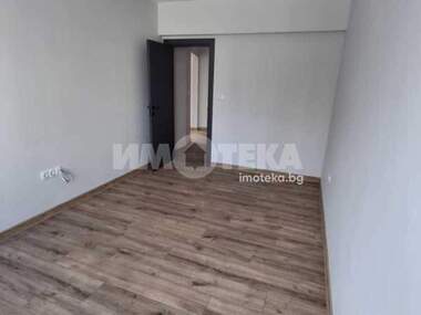 Продажа - Квартира в Кършияка,  Пловдив