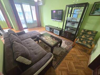 Miete - Wohnung in Wazrajdane,  Burgas