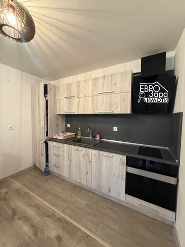 Închiriere - Apartament în Center,  Stara Zagora