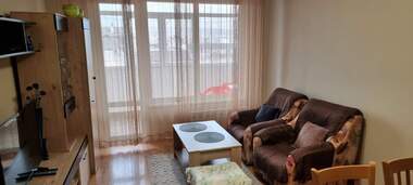 For sale - Apartment in Osvobojdenie,  Razgrad