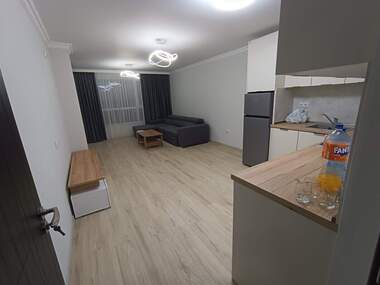 Închiriere - Apartament în Slaveîkov,  Burgas