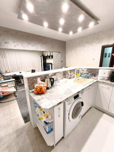 Vânzare - Apartament în Țentăr,  Pernik