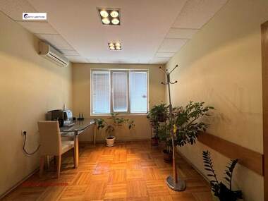 Miete - Büro in Zentar,  Wraza