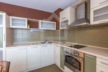 Vânzare - Apartament în Pogrebi,  Varna