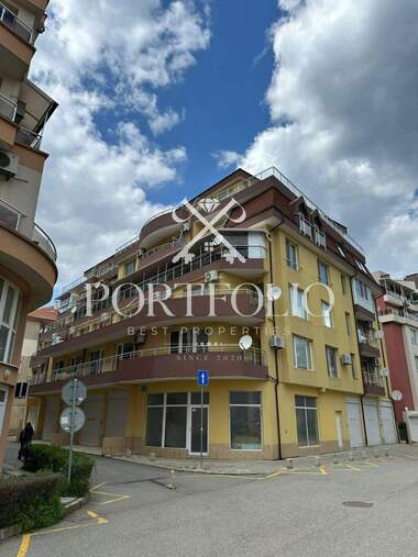 Satış - Apartman olarak Pomorie,  Burgas