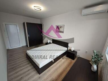 Kira - Apartman olarak Liatno kino Trakia,  Varna