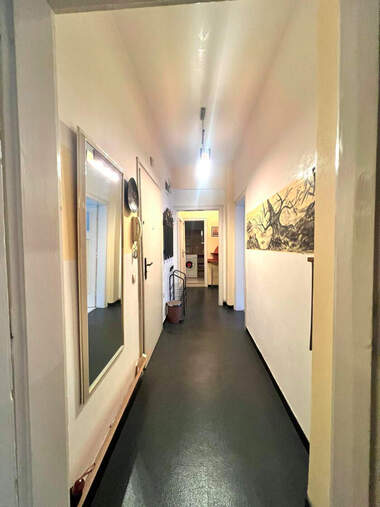 Închiriere - Apartament în Center,  Sofia