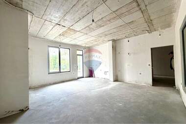 Vânzare - Apartament în Zona B,  Veliko Tărnovo