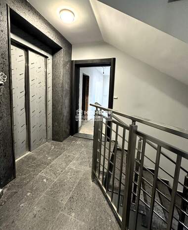 Vânzare - Apartament în Kărșiaka,  Plovdiv