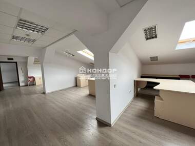 Продажба - Офис в Централна гара,  Пловдив