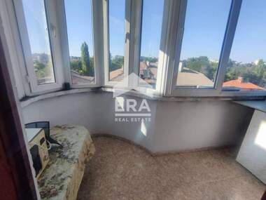 Închiriere - Apartament în Kamenni,  Haskovo