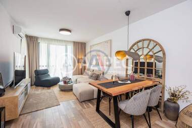 Vânzare - Apartament în Sfinții Constantin și Elena,  Varna