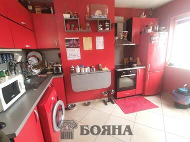 Vânzare - Apartament în Văzrajdane,  Ruse