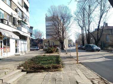 Продажа - Магазин/Офис/Салон красоты в Широк център,  Русе