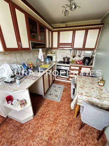 For sale - Floor of a house in Orel,  Razgrad