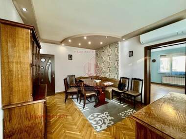 For sale - Apartment in Center,  Dobrich