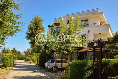 Продажба - Апартамент в Черноморец,  Бургас