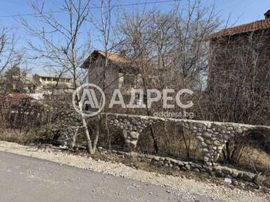For sale - House in Bankia,  Sofia