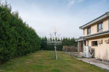 For sale - House in Stamboliyski,  Haskovo