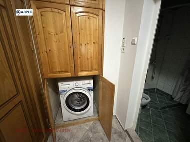 Închiriere - Apartament în Wider Center,  Pleven