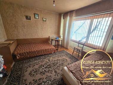 Продажба - Апартамент в Любен Каравелов,  Хасково