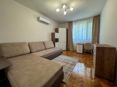 Miete - Wohnung in Zentar,  Burgas