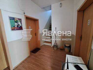 Продажа - Отель в Център,  Ямбол