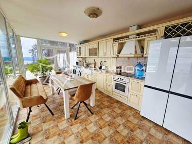For sale - House in Akchelar,  Varna