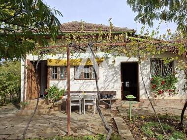 For sale - House in Kozhuharska cheshma,  Pleven