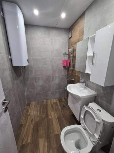 Miete - Wohnung in Mladejki halm,  Plowdiw