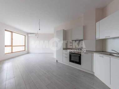 For sale - Apartment in k.k. Chayka,  Varna