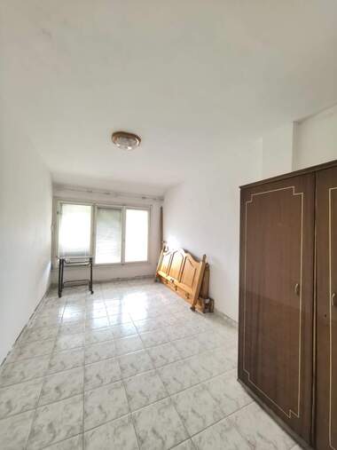 For rent - House in Sredna kula,  Ruse