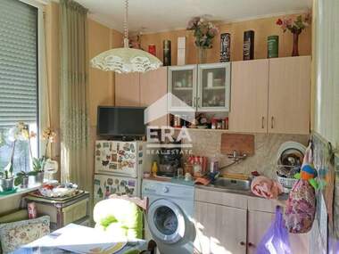 Vânzare - Apartament în Hale,  Iambol